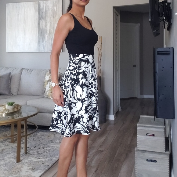 NWOT Cynthia Rowley Floral Skirt! - Picture 4 of 7